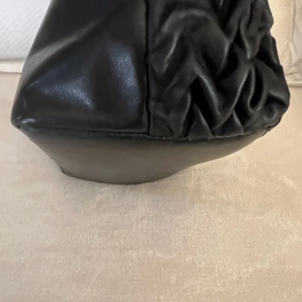 🩷 Silviano Biagini Leather crossbody bag🩷